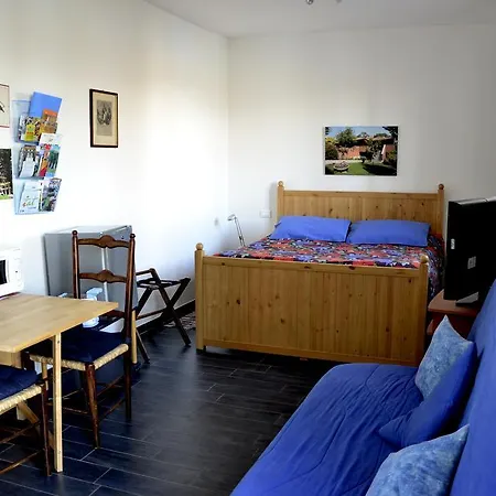 Tana Della Volpe Bed and breakfast 2*