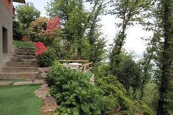 Bed and breakfast Tana Della Volpe 2*